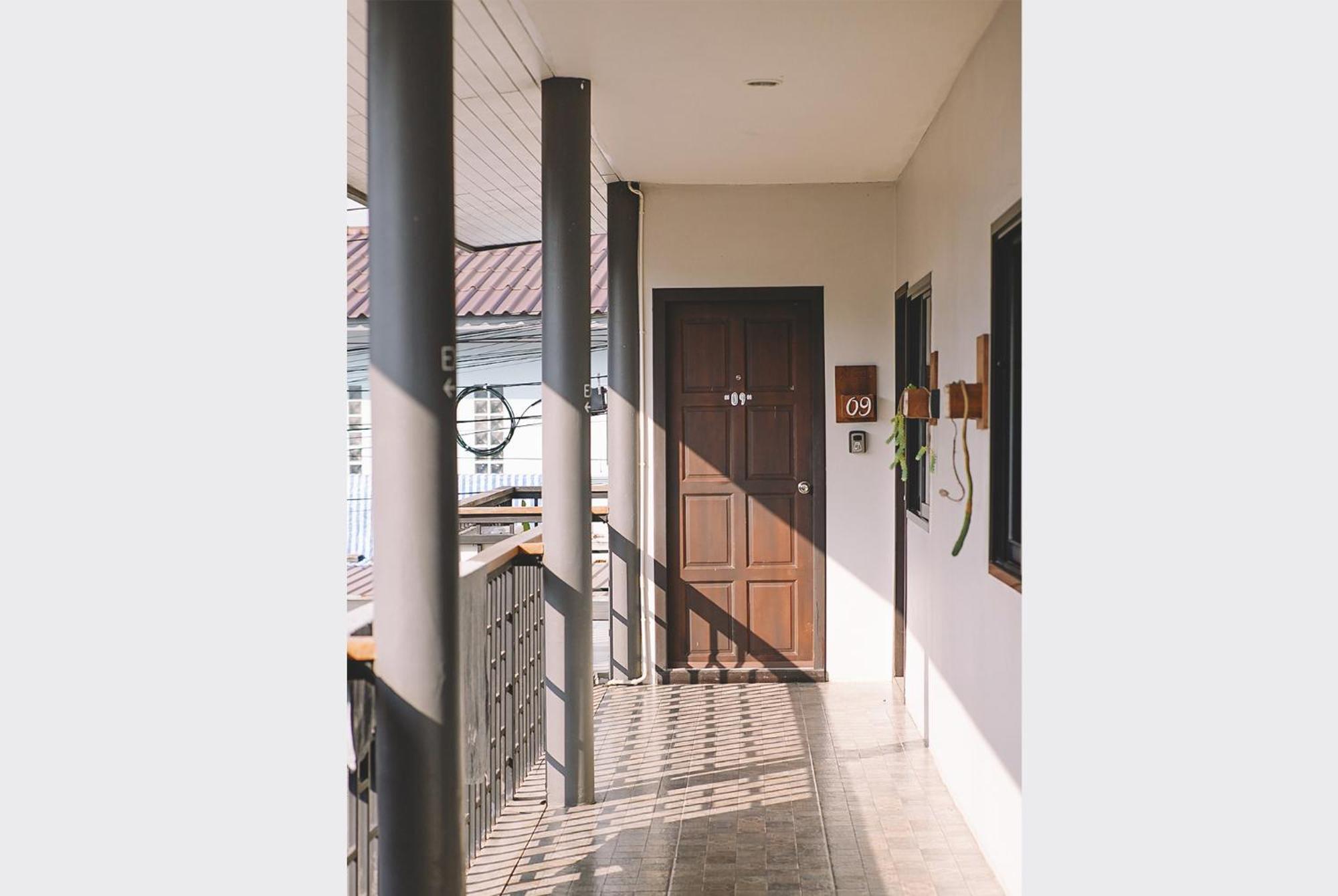 Sleepy House Chiang Rai Bed & Breakfast Dış mekan fotoğraf